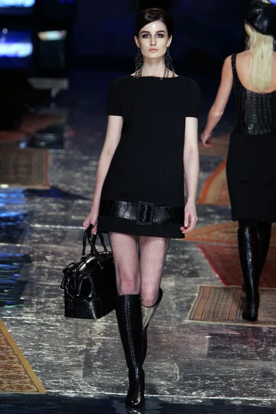 Look 4